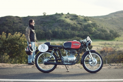 آیفون دید تقریبا ضدآب هستند